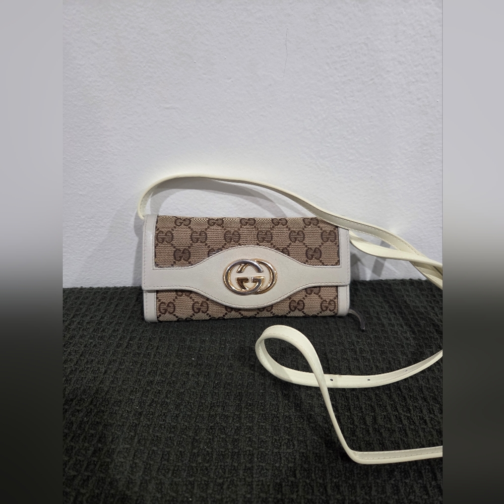 Gucci Sukey Long bifold Wallet- With Added Removable Strap Accessory